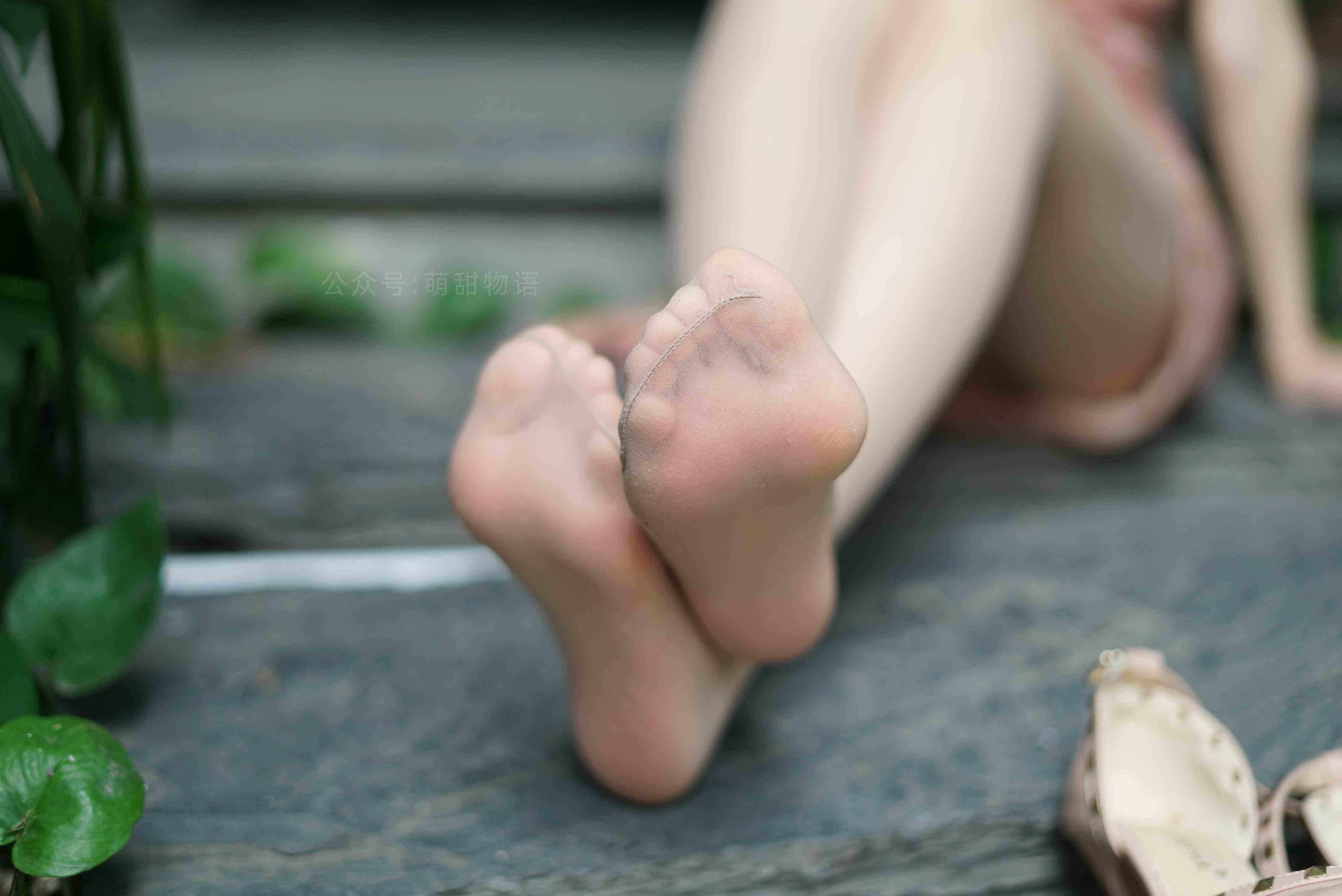 China Beauty Legs and feet 1635