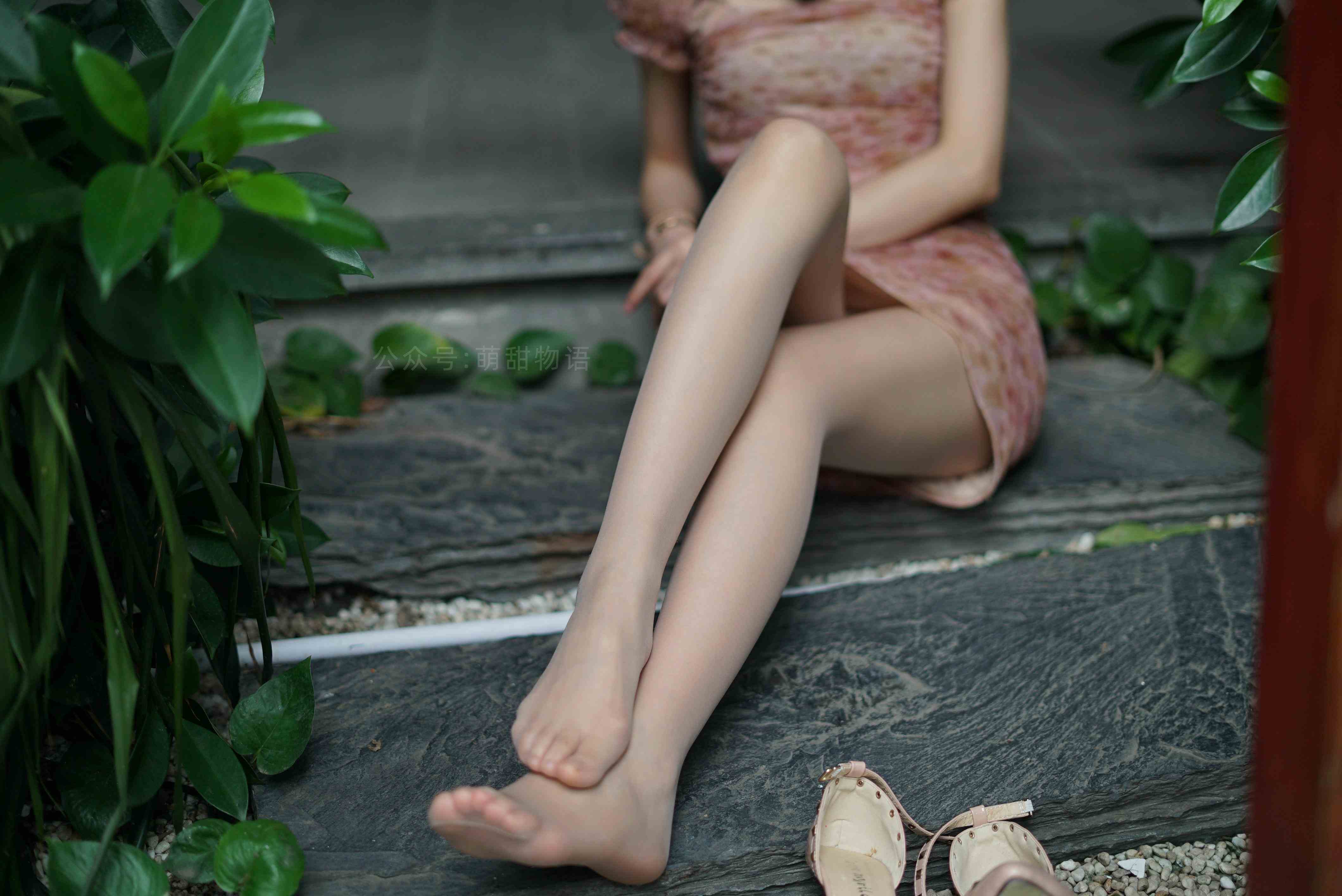 China Beauty Legs and feet 1635