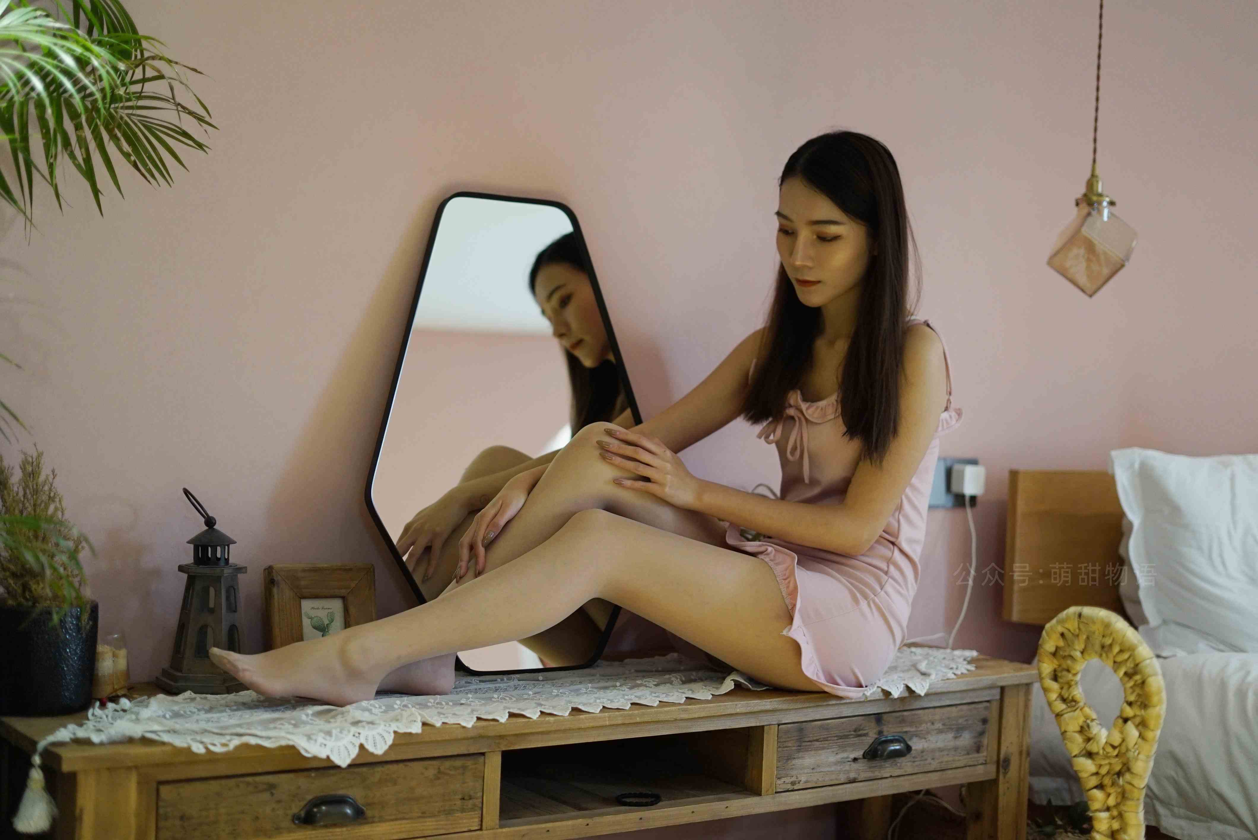 China Beauty Legs and feet 1636