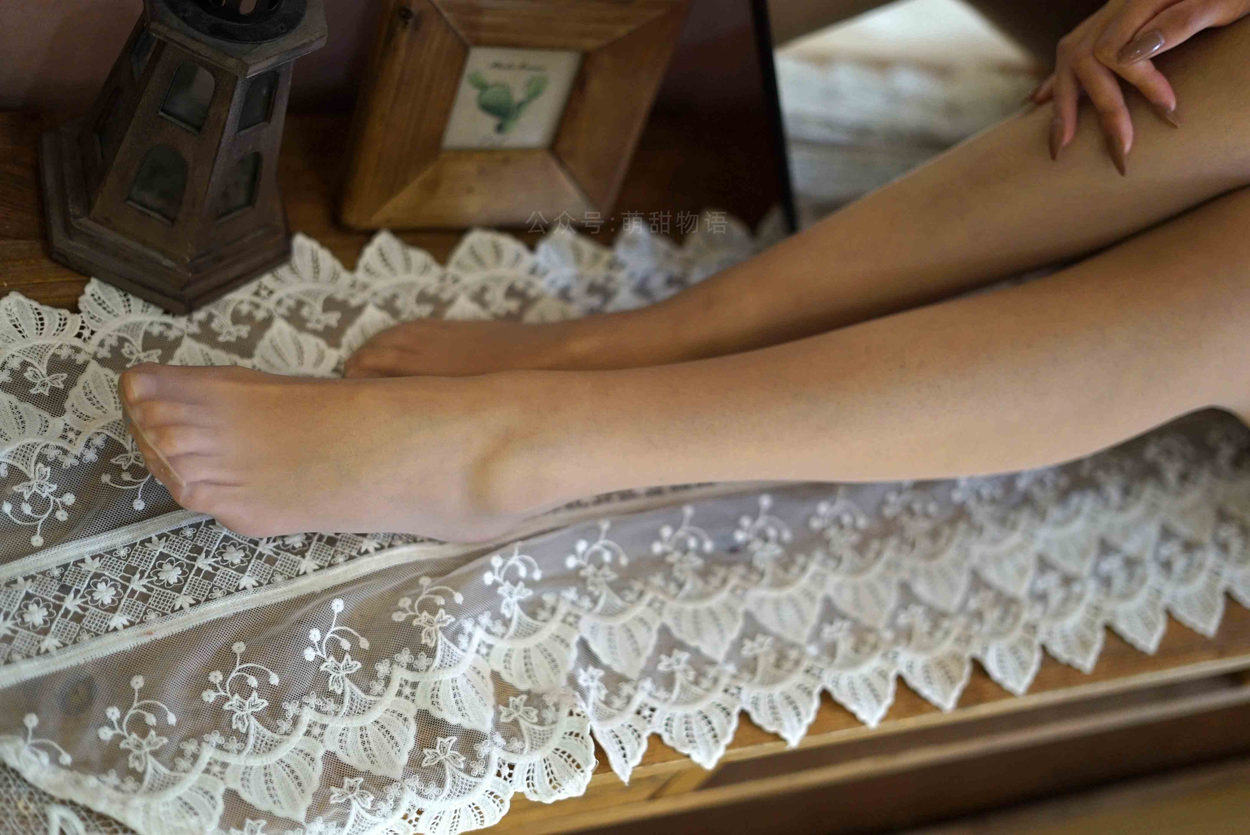 China Beauty Legs and feet 1636