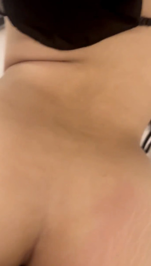 Hot Hot Hot Girl 105