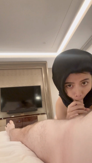 Hot Hot Hot Girl 105