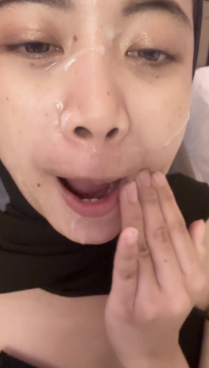 Hot Hot Hot Girl 105