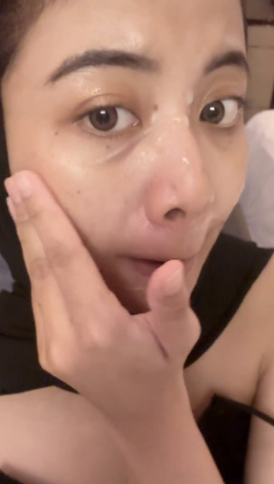 Hot Hot Hot Girl 105