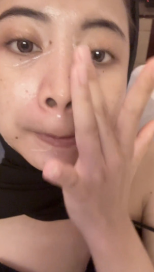 Hot Hot Hot Girl 105