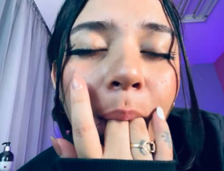 Hot Hot Hot Girl 108