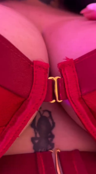 Hot Hot Hot Girl 108