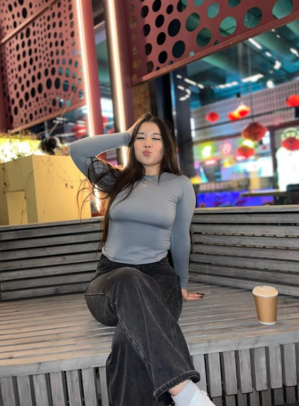 Hot Hot Hot Girl 109