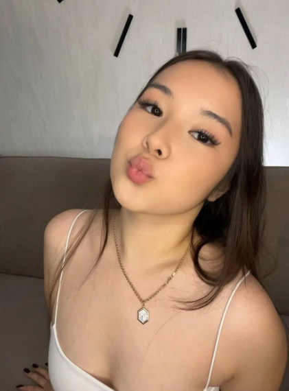 Hot Hot Hot Girl 109