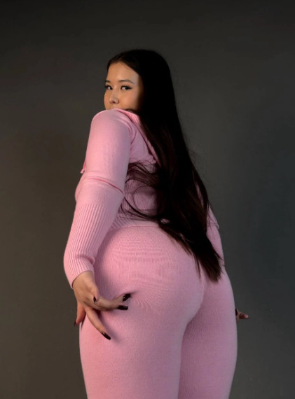 Hot Hot Hot Girl 109