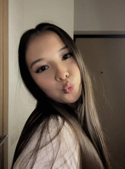 Hot Hot Hot Girl 109