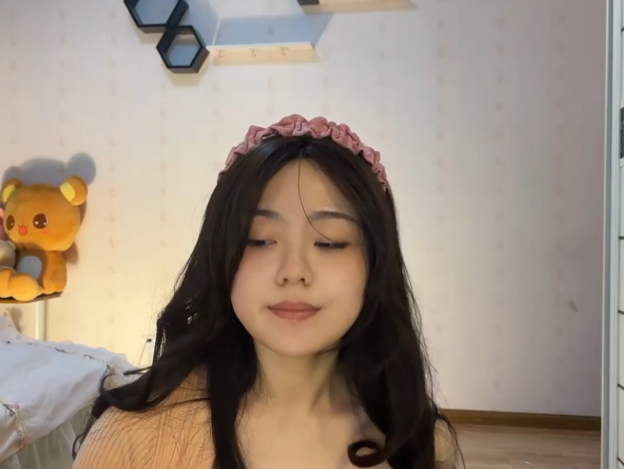 Hot Hot Hot Girl 110