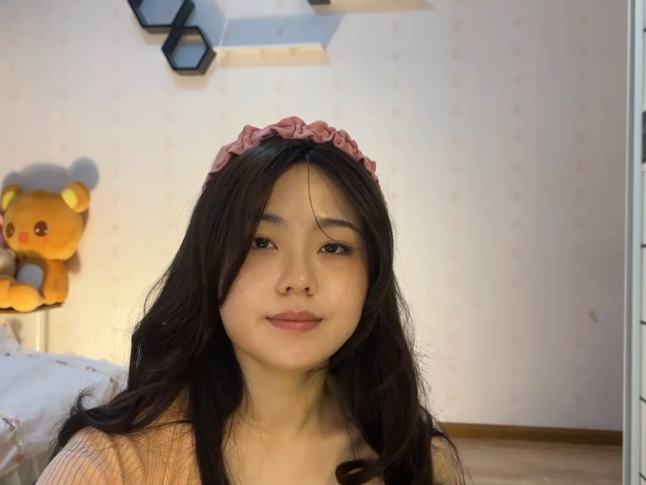 Hot Hot Hot Girl 111