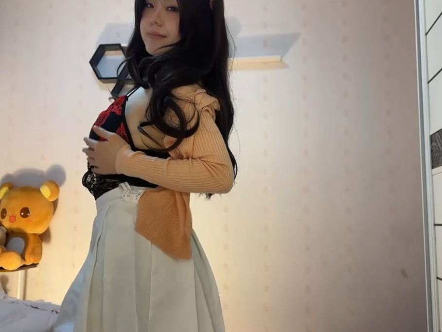 Hot Hot Hot Girl 111