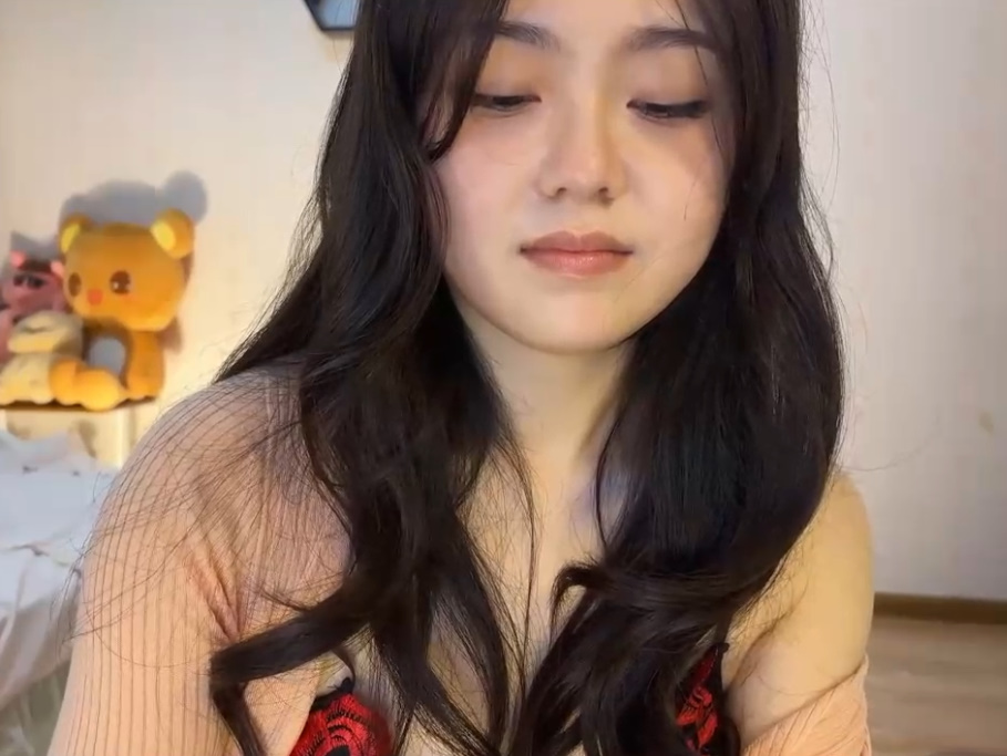 Hot Hot Hot Girl 111