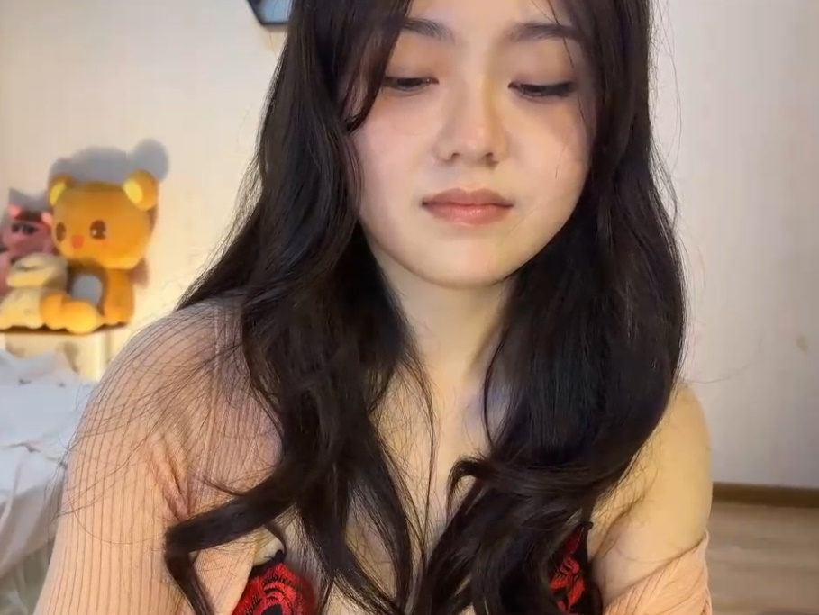 Hot Hot Hot Girl 111