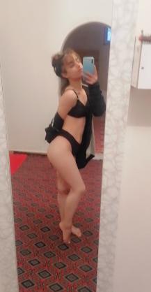 New revealing photos of Turkish girl Hasret