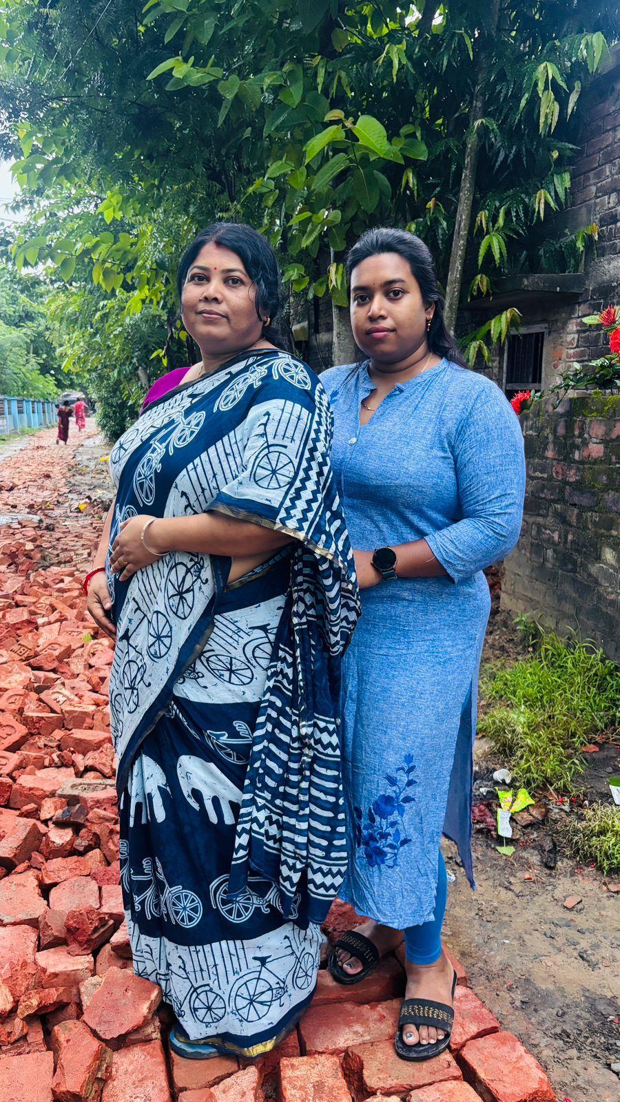 Desi boudi real lesbian couple