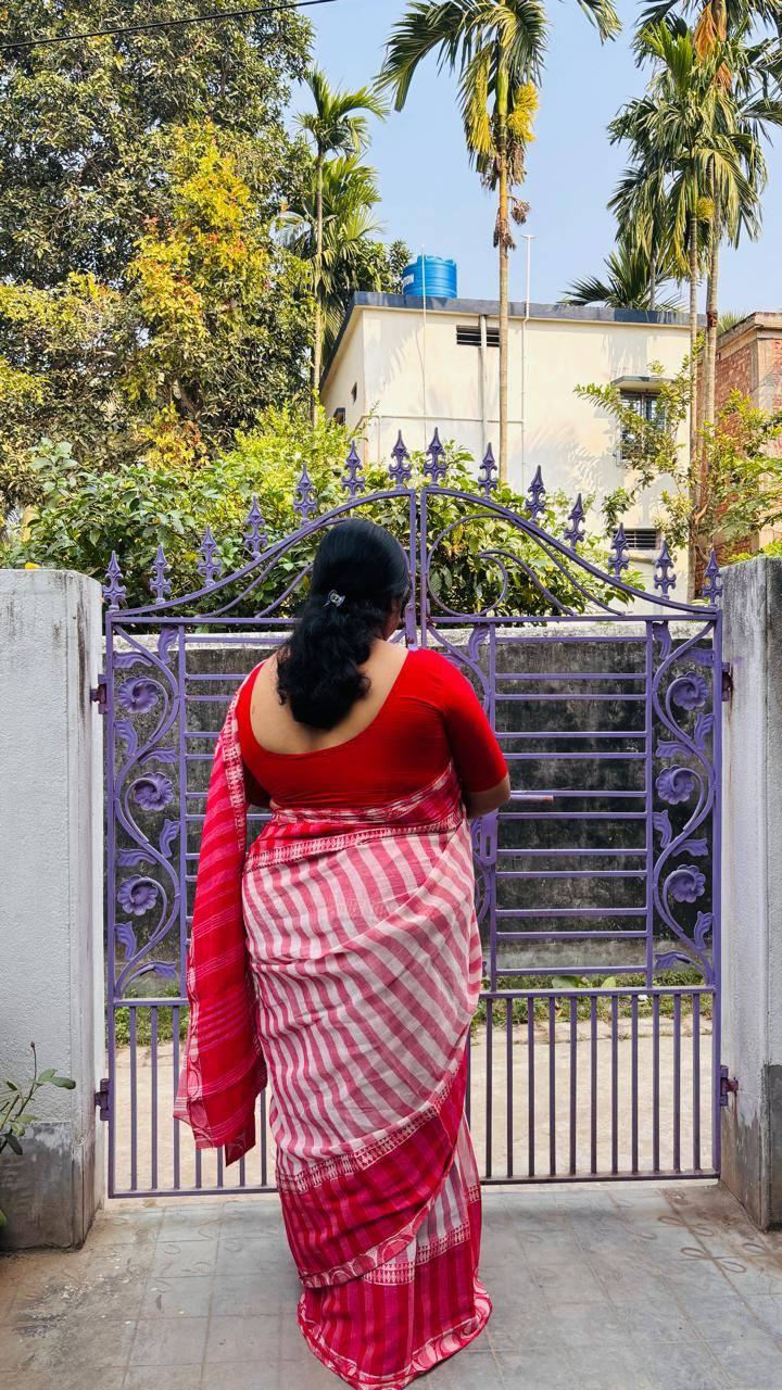 Desi boudi real lesbian couple