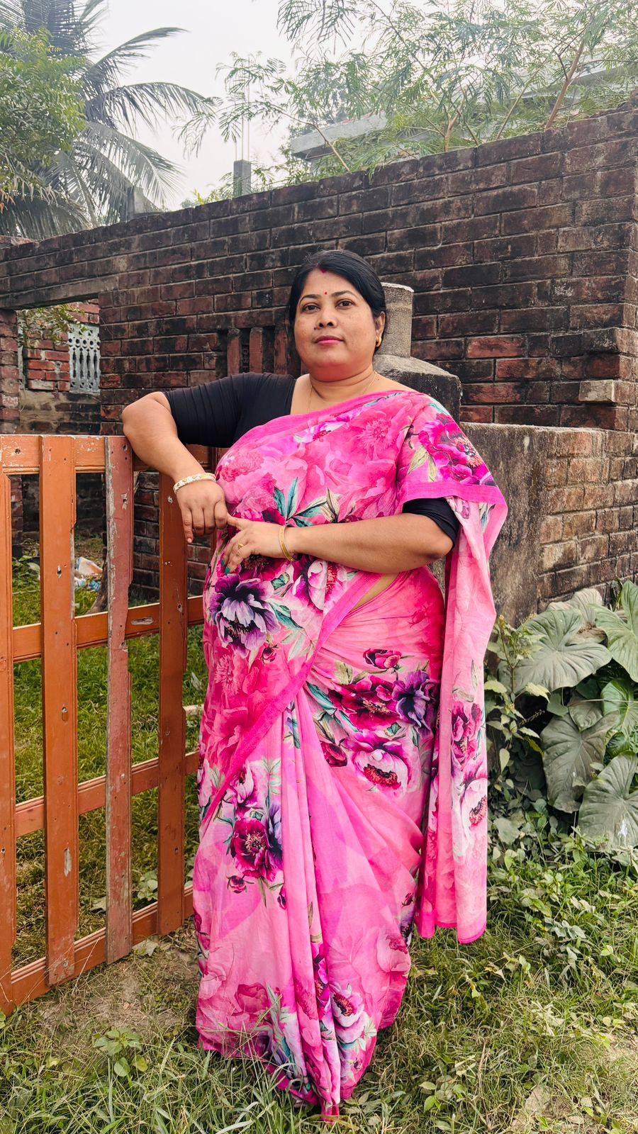 Desi boudi real lesbian couple