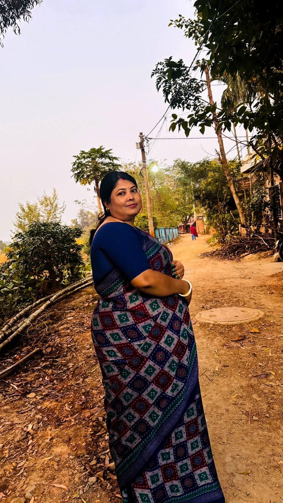 Desi boudi real lesbian couple