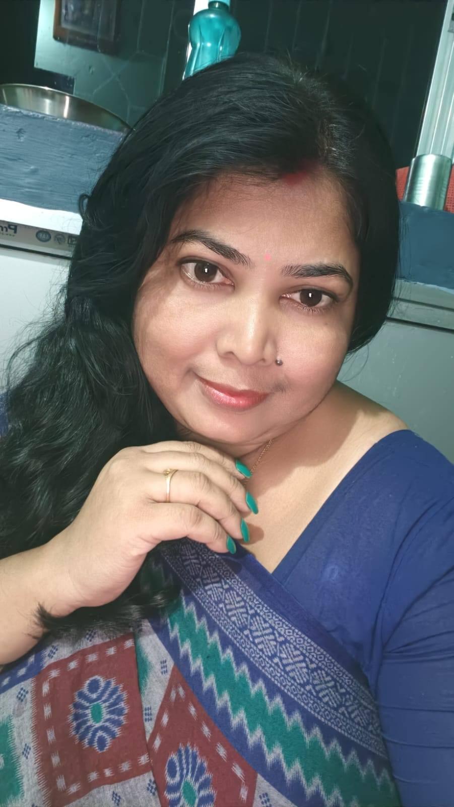 Desi boudi real lesbian couple