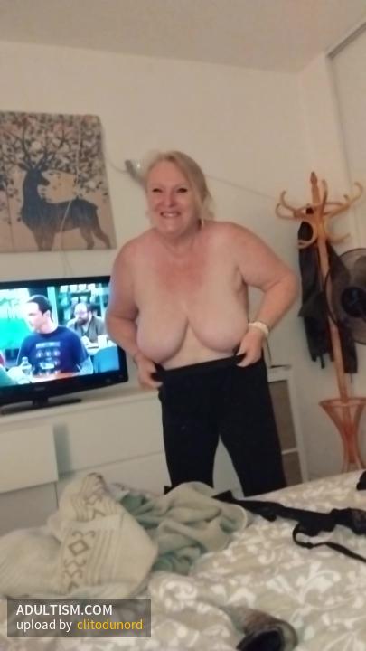 clitodunord gros seins