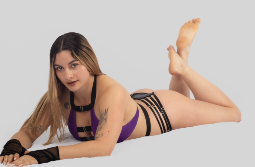 Hot Hot Hot Girl 112