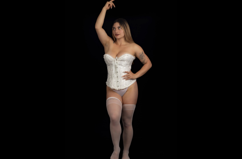 Hot Hot Hot Girl 112