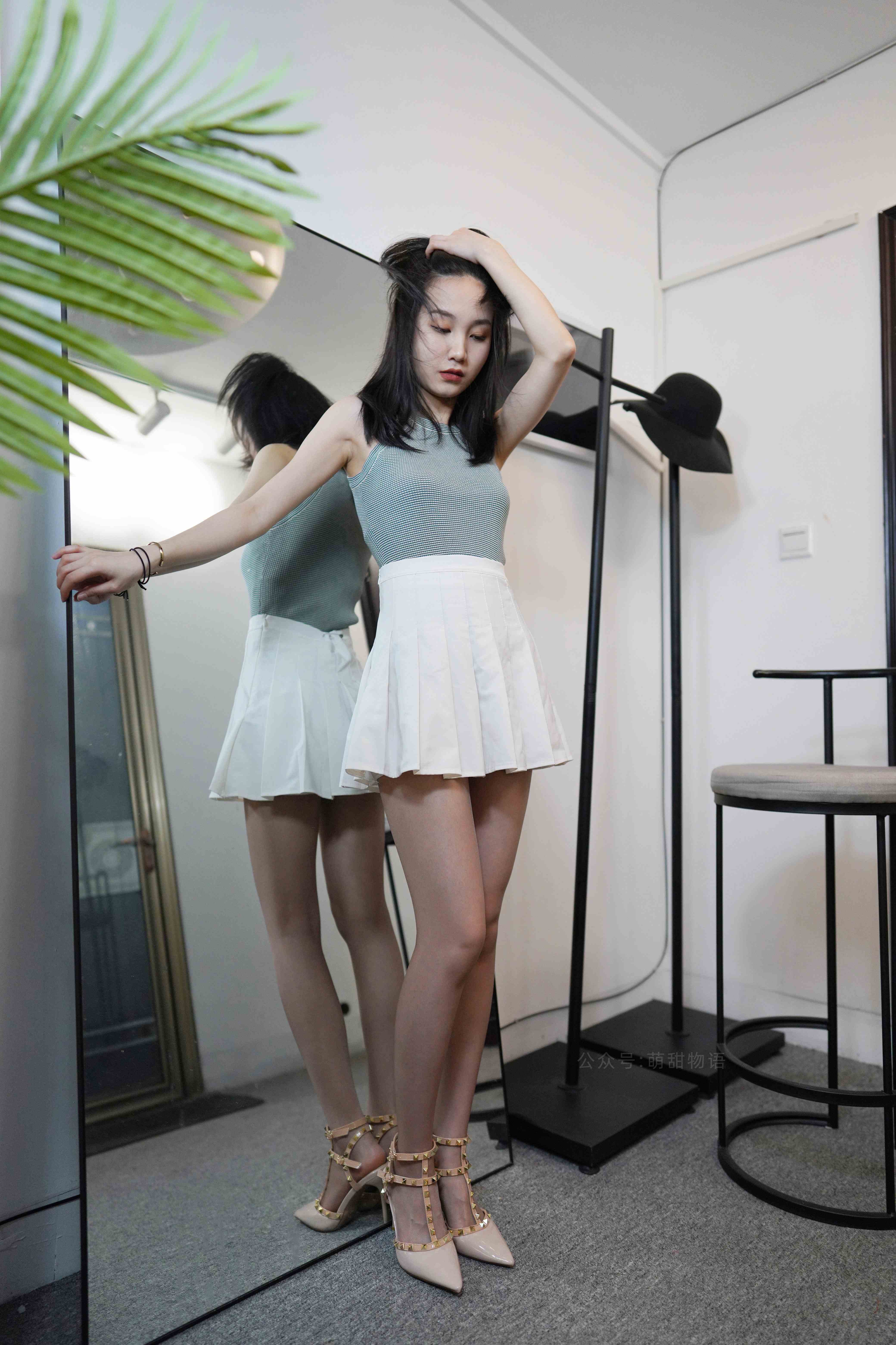 China Beauty Legs and feet 1647