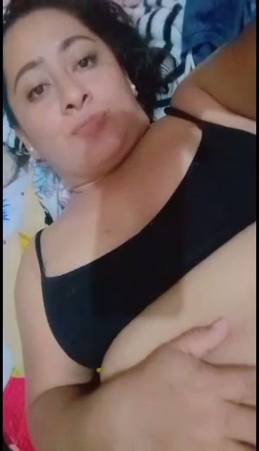luciendo sexosa Tetas 36C de Michoacan