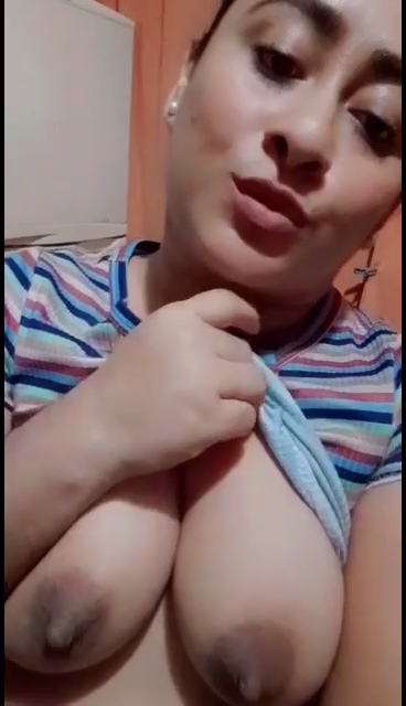 luciendo sexosa Tetas 36C de Michoacan