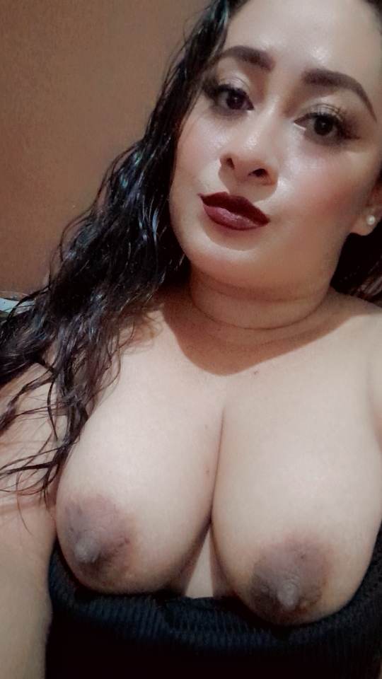 luciendo sexosa Tetas 36C de Michoacan
