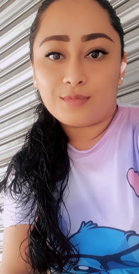 luciendo sexosa Tetas 36C de Michoacan