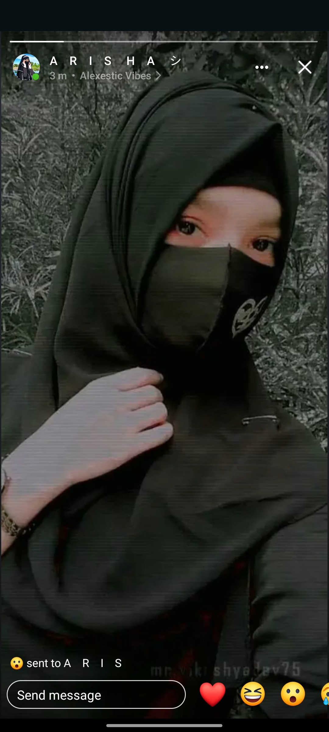 Hot Bangladeshi girl showing her huge boobs