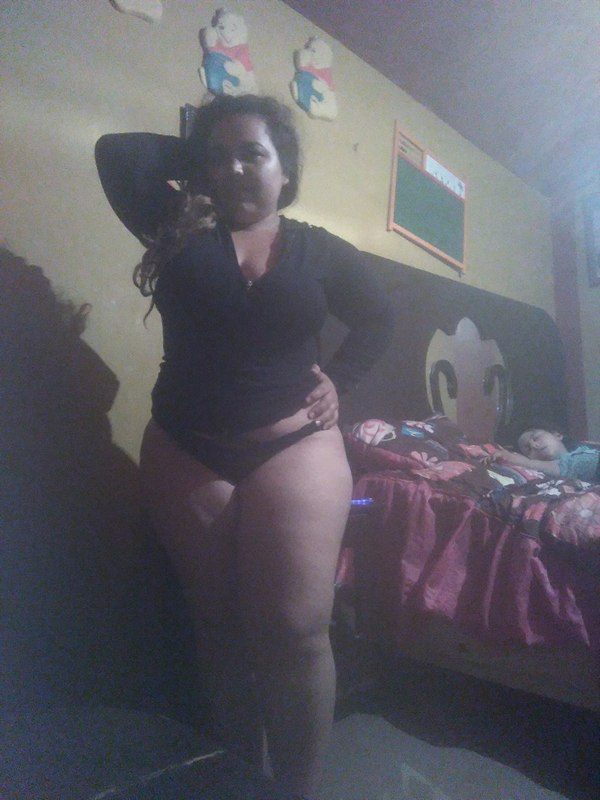 Una gordita tetona clásico bien cachonda