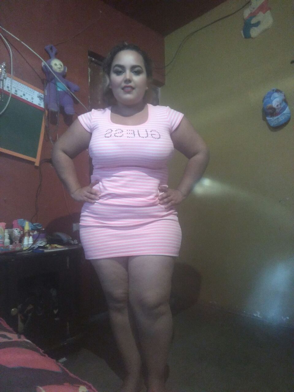 Una gordita tetona clásico bien cachonda