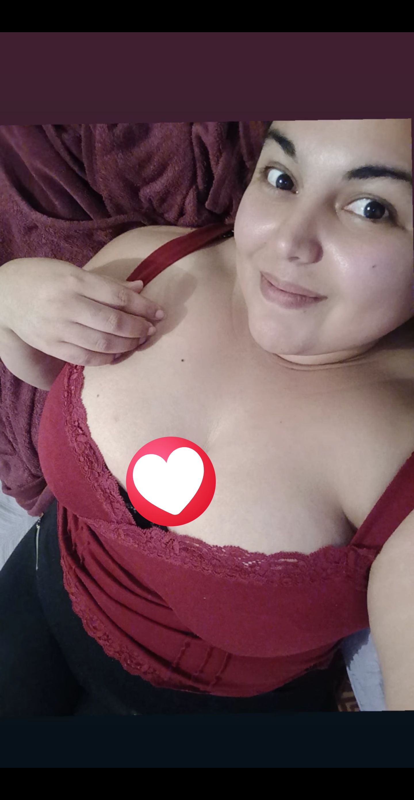 Una gordita tetona clásico bien cachonda