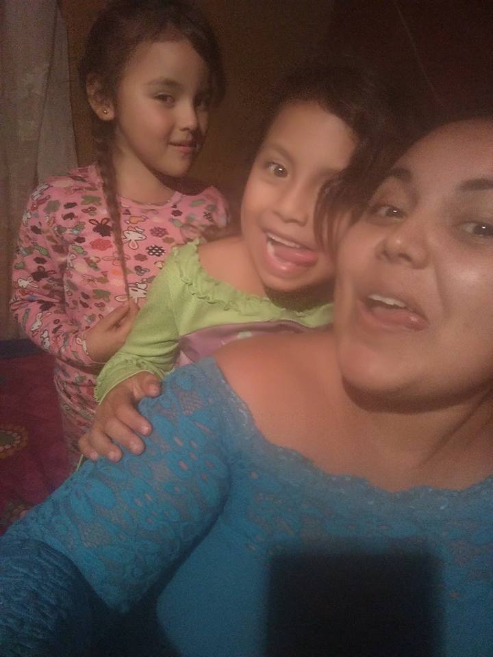 Una gordita tetona clásico bien cachonda