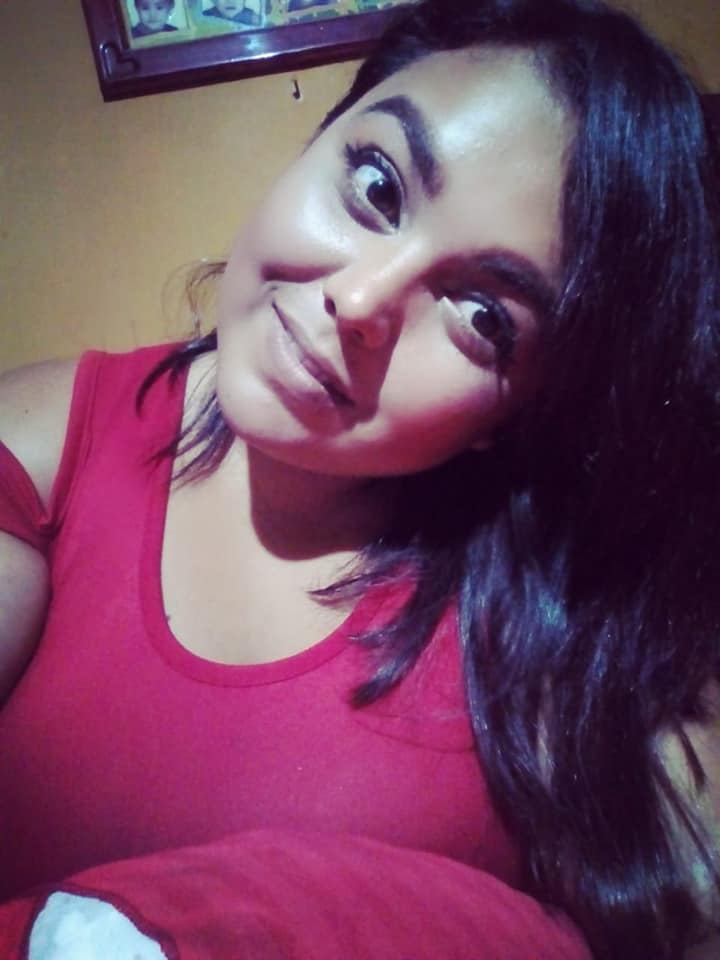 Una gordita tetona clásico bien cachonda