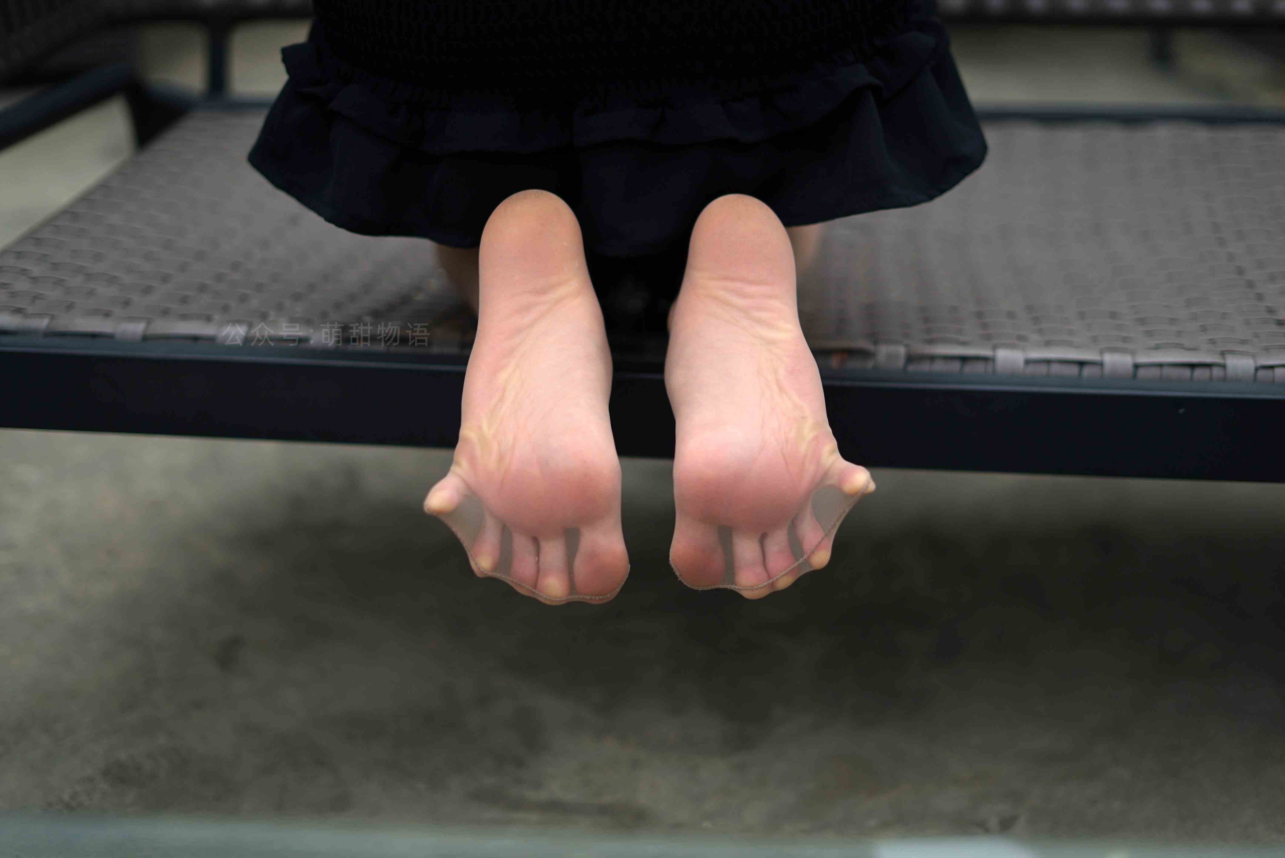 China Beauty Legs and feet 1658