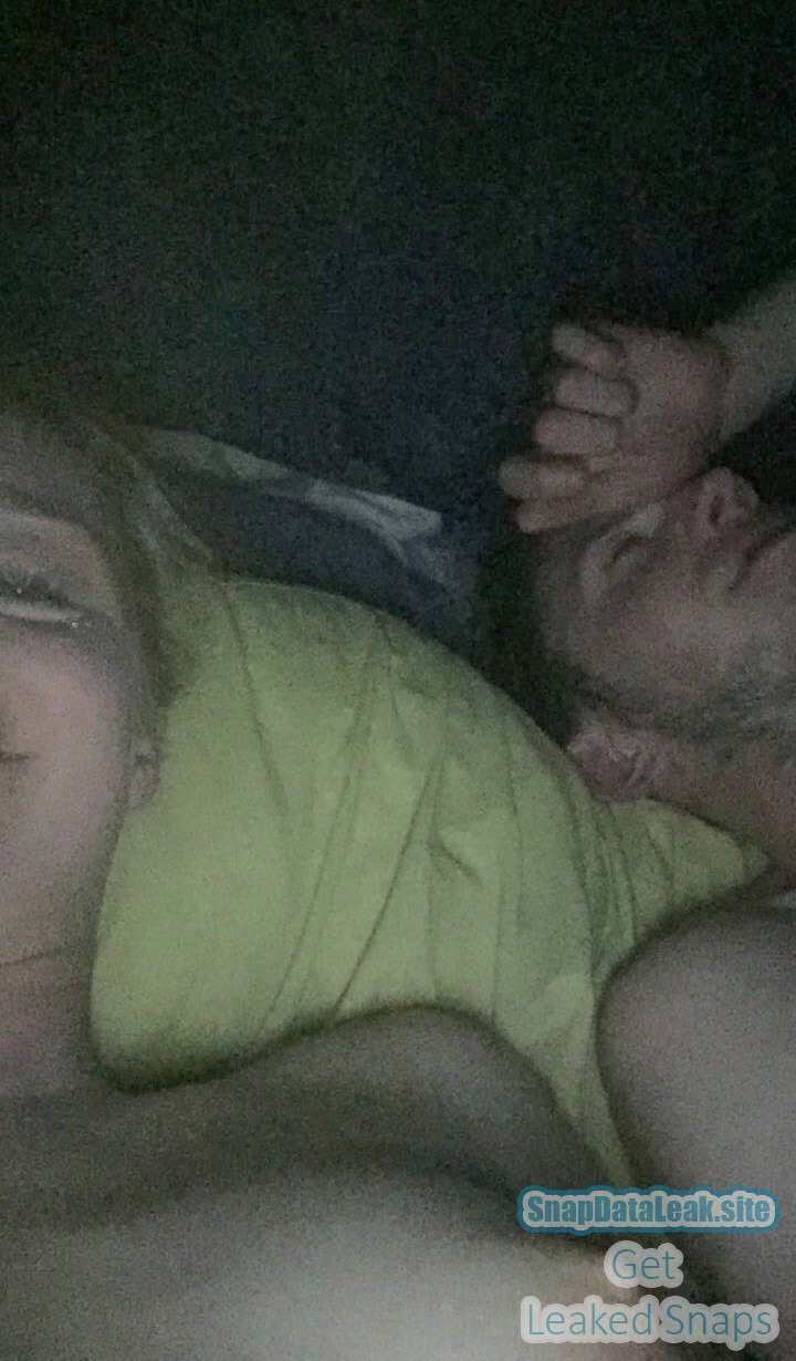 young legal egirl caught on snapchat showing ass*LEAKED*