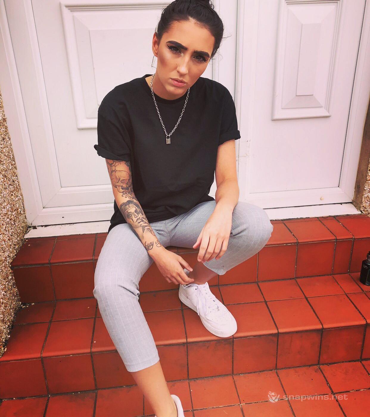 Mature wife home pictures