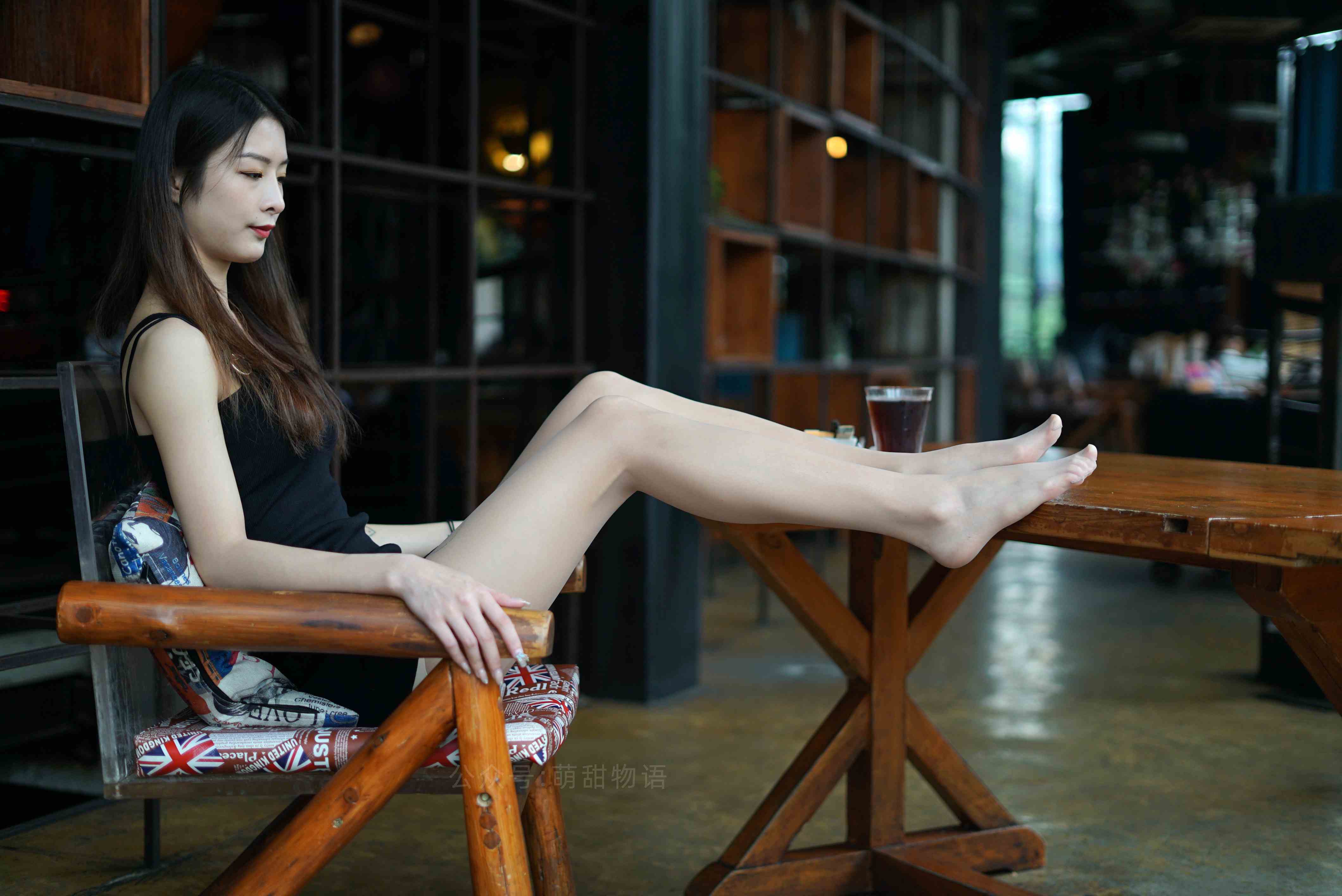 China Beauty Legs and feet 1662