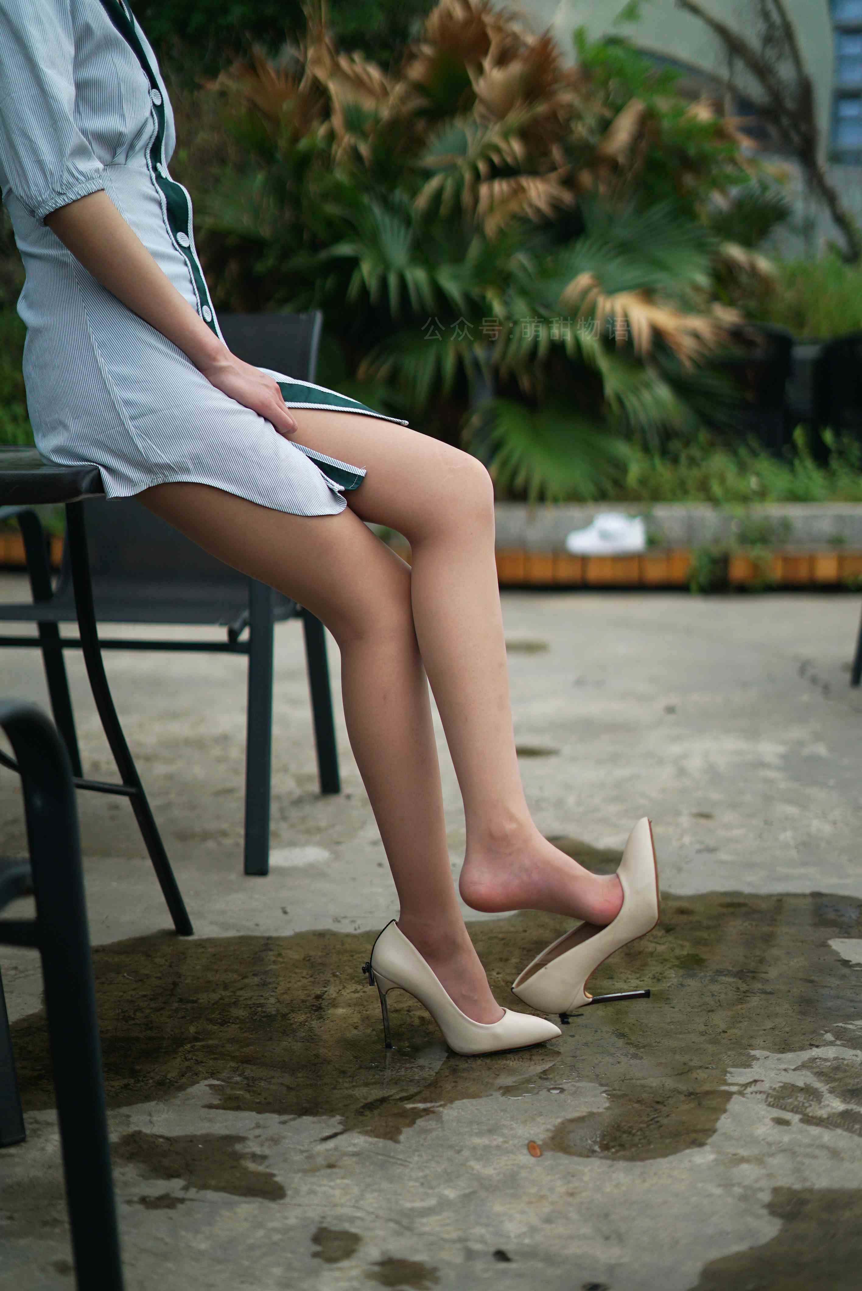 China Beauty Legs and feet 1668