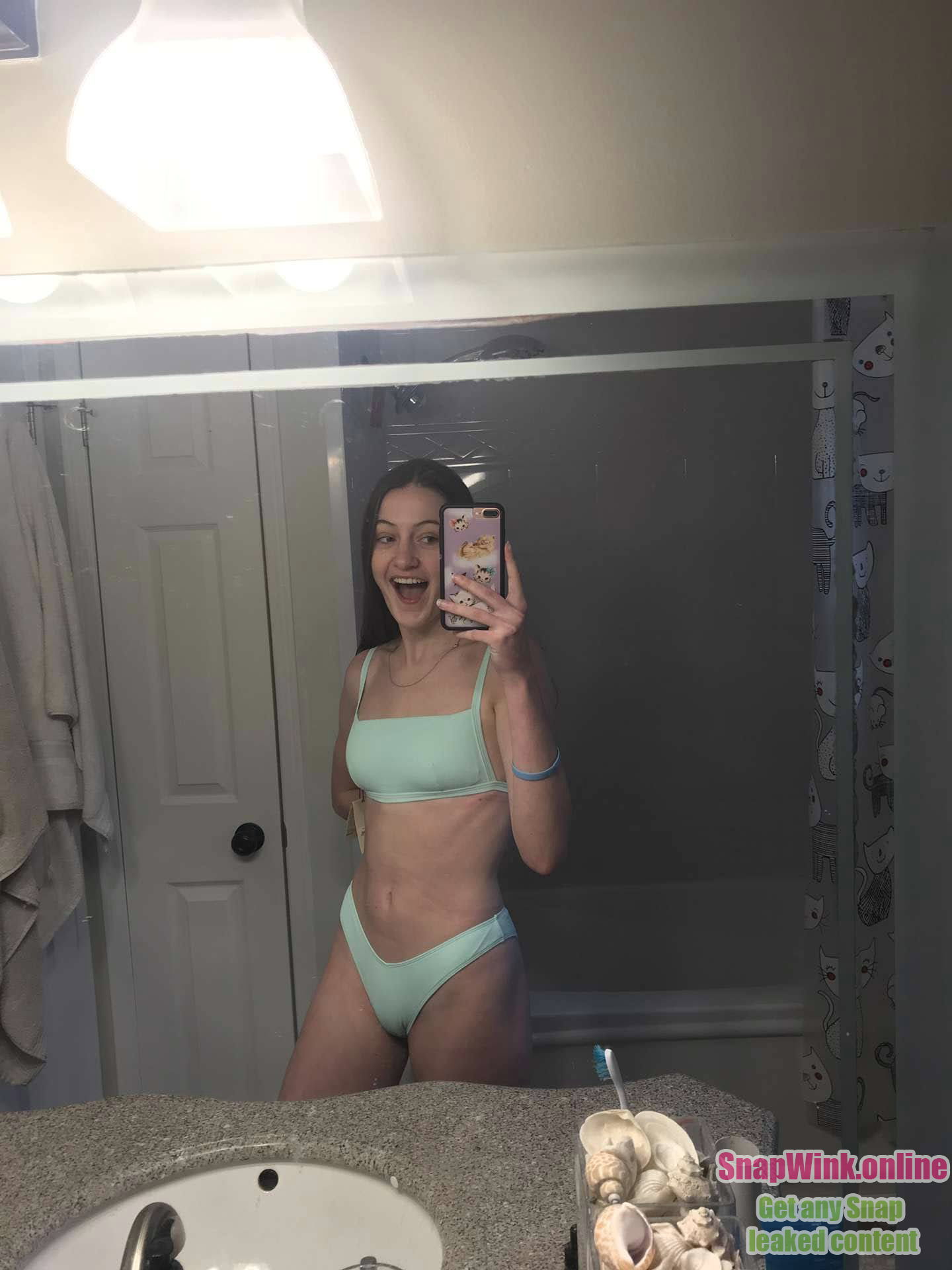 19 yo slut exposed by her ex for cheating leaked snap