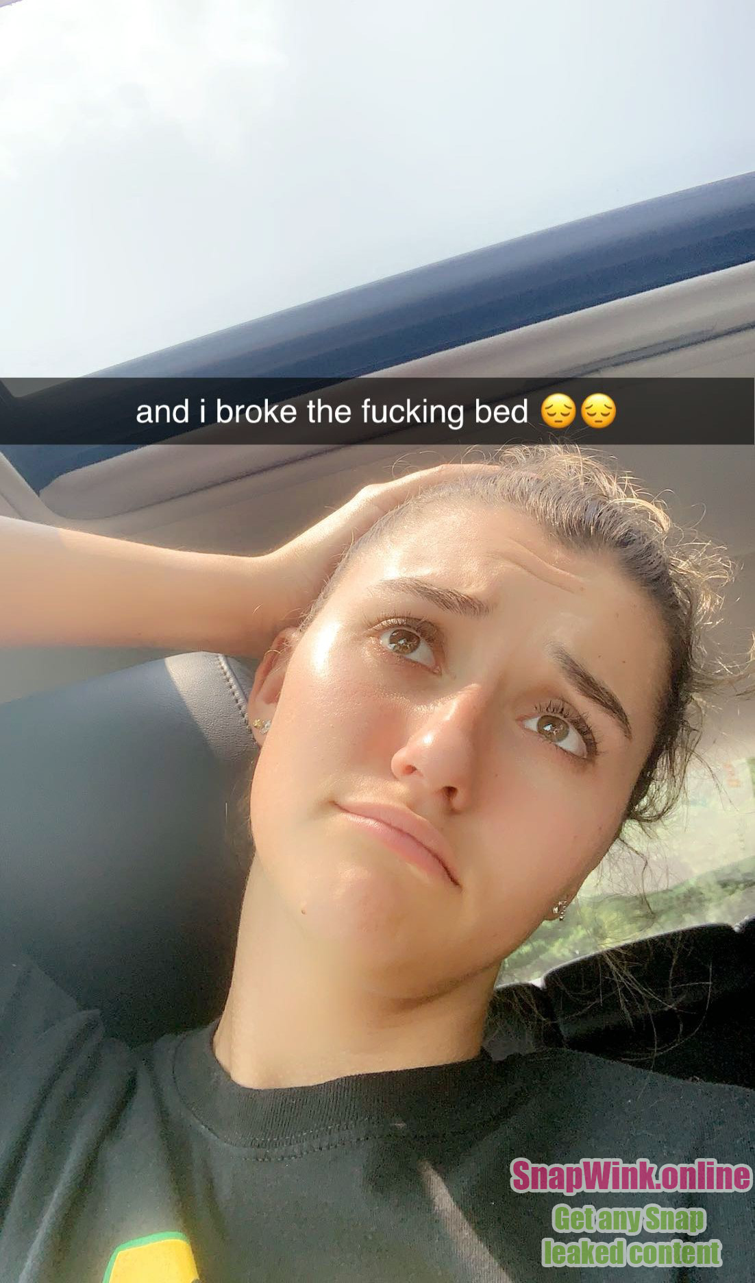 Perfect body college cutie