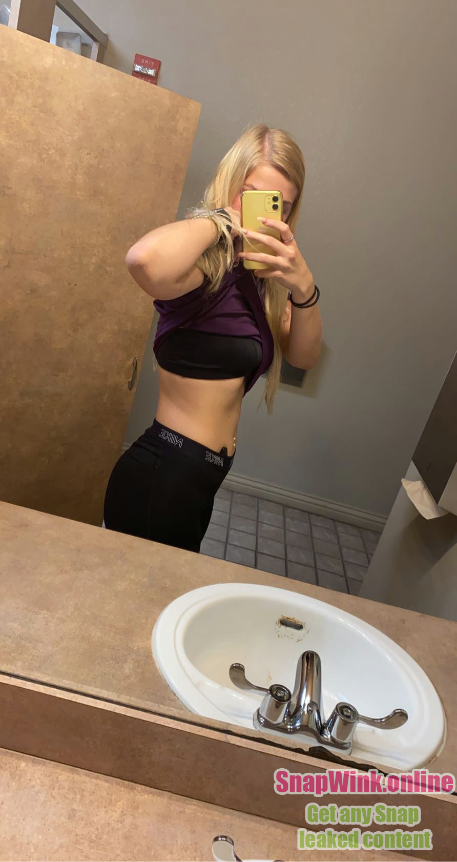 Hot college teen GF snap leaks