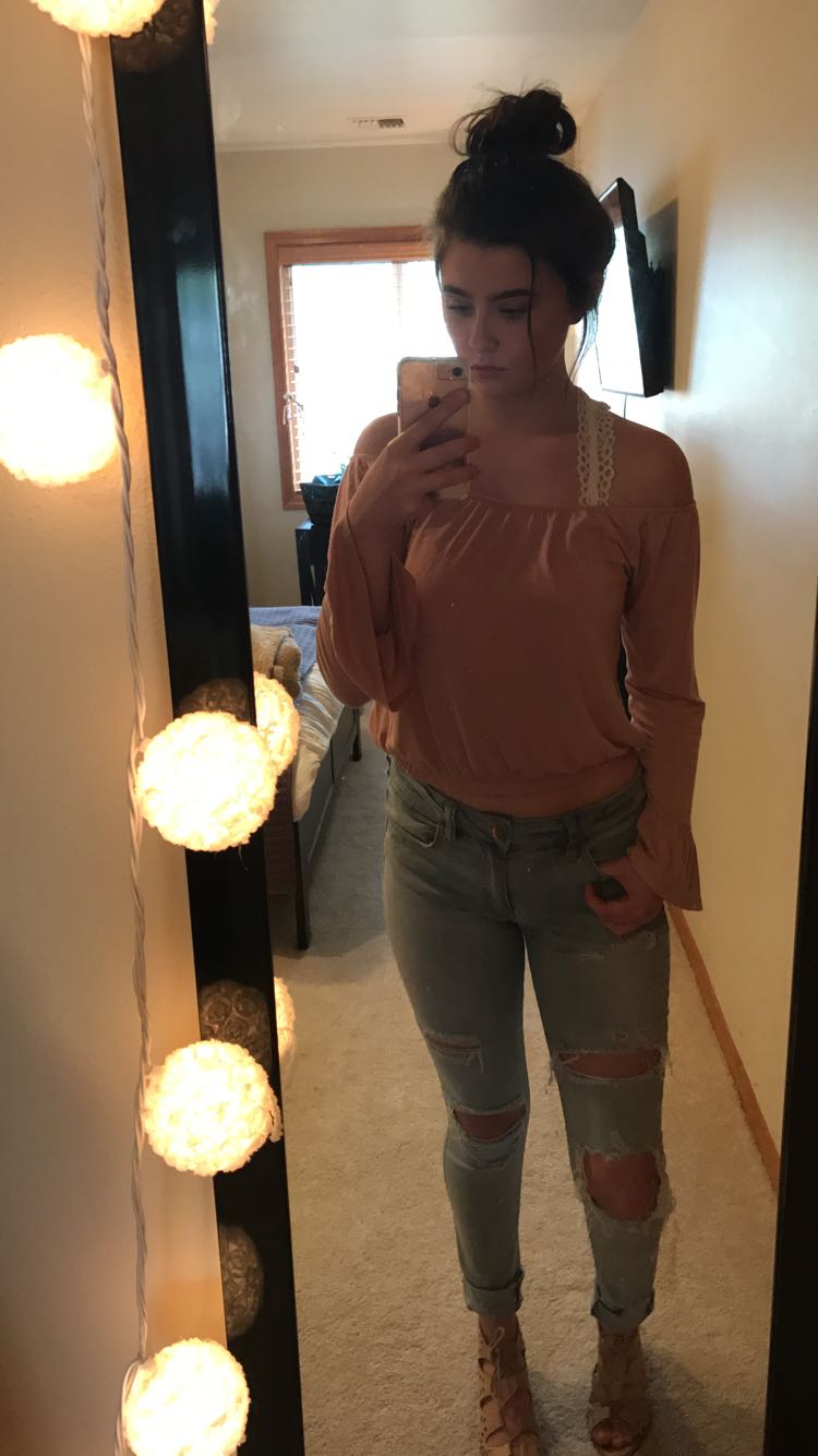 Fit dark haired college baddie selfies