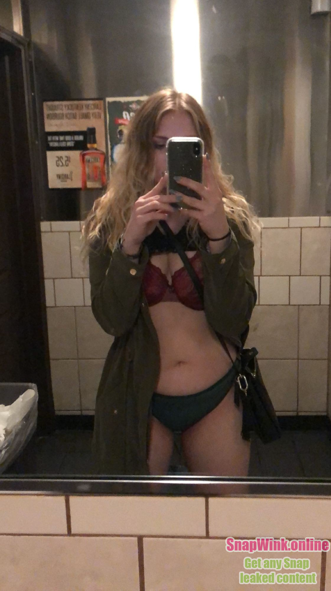 Smoking hot college gym Teen